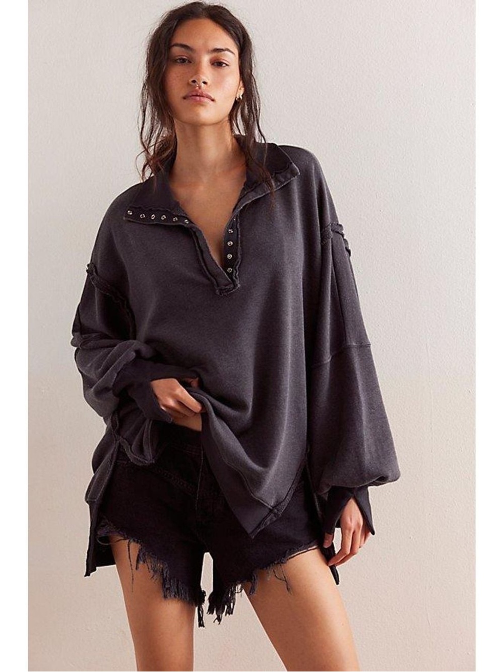 We The Free Washed Black Oversized Snap-Placket Pullover XS